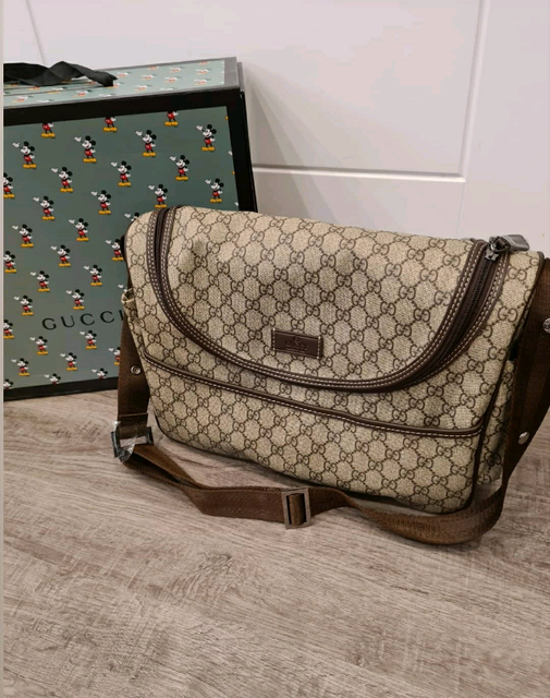 gucci 110 luggage